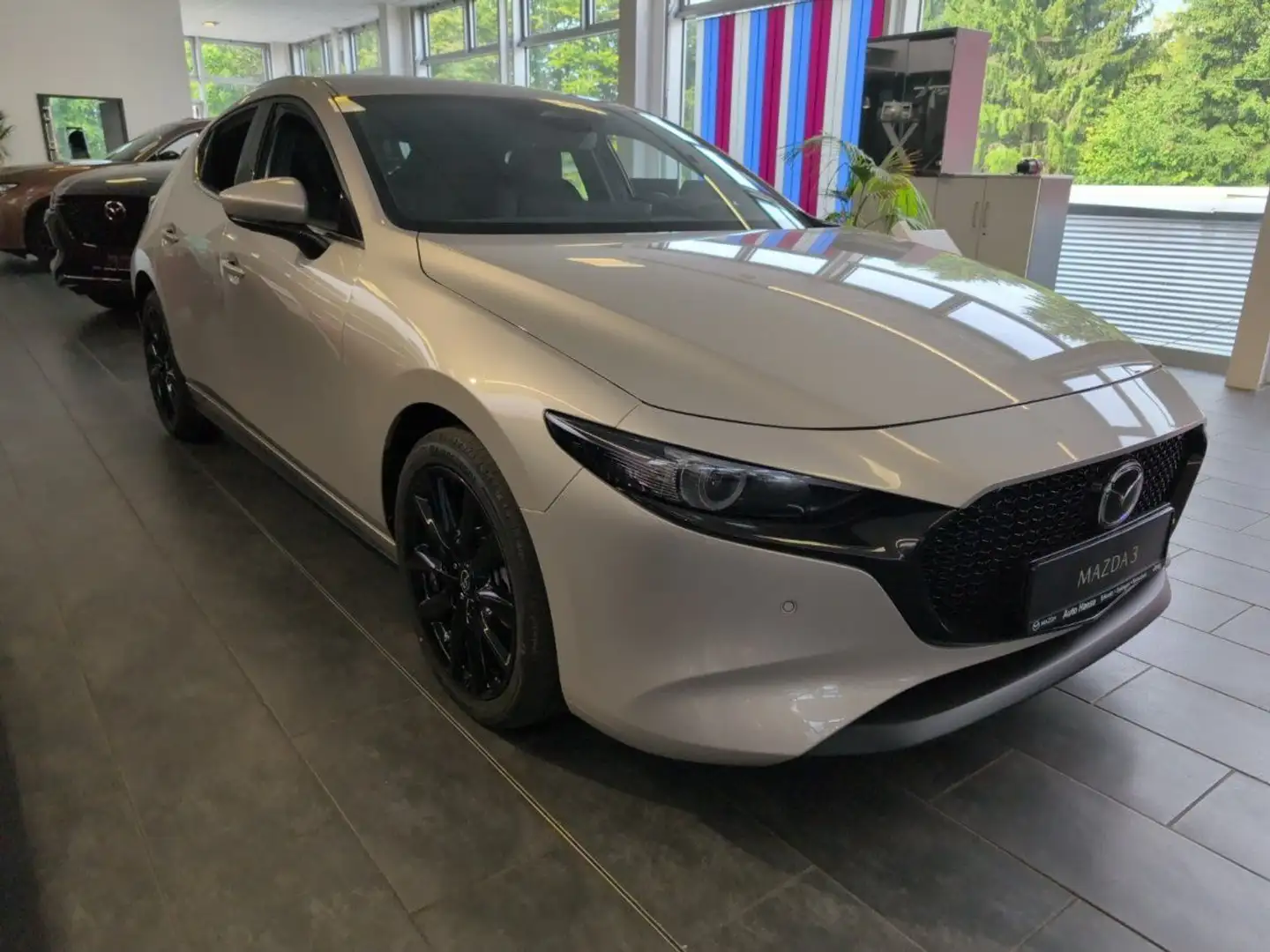 Mazda 3 2.0 186PS Exclusive-line Matrix LED Bose 360° Beige - 2