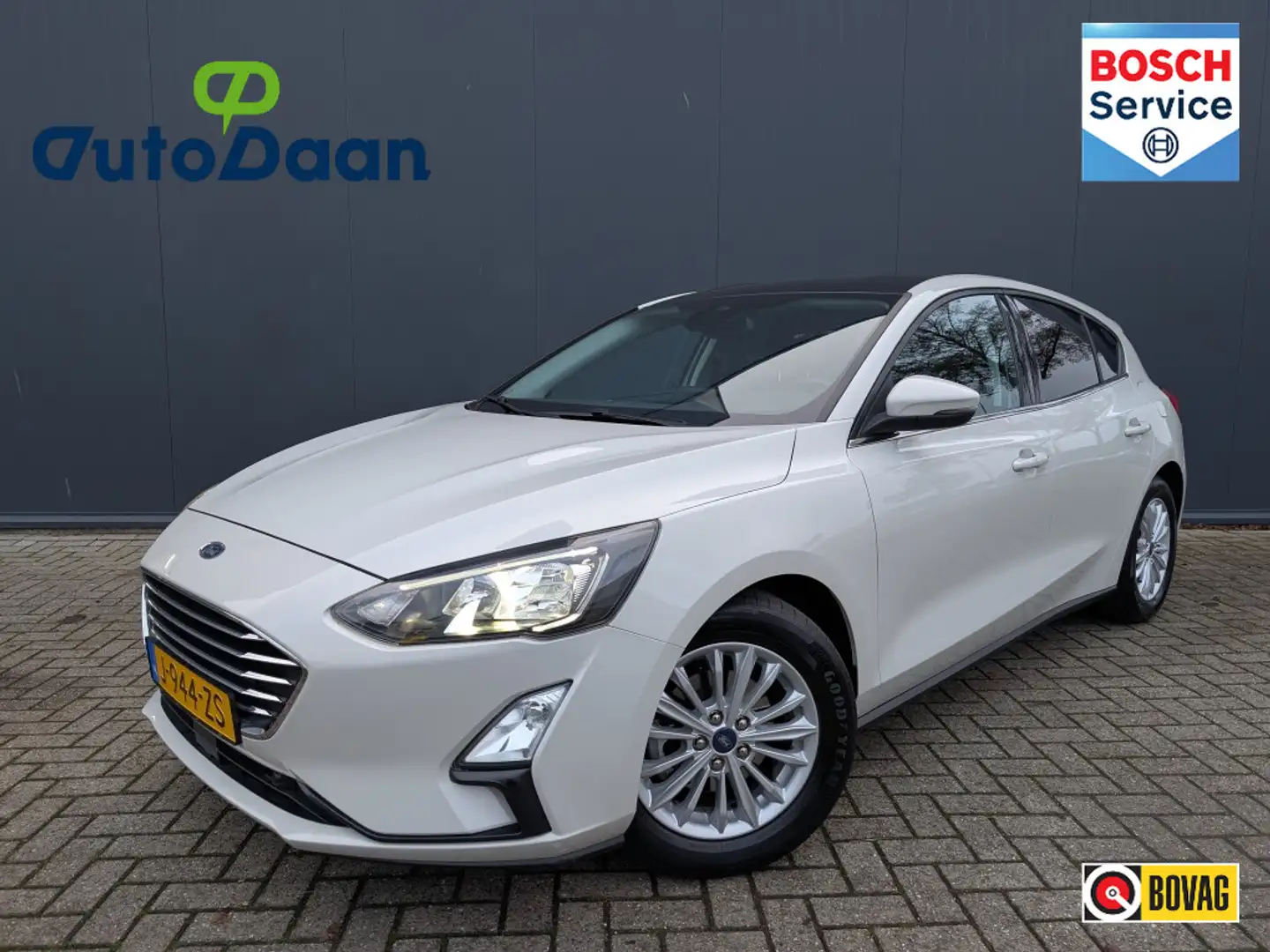 Ford Focus 1.0 EcoBoost Hybrid Titanium X Business | Trekhaak Blanc - 1