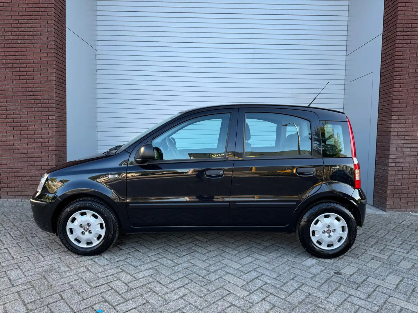 Fiat Panda 1.2 Airco Isofix 1e Eig Nap Uniek Zwart - 2