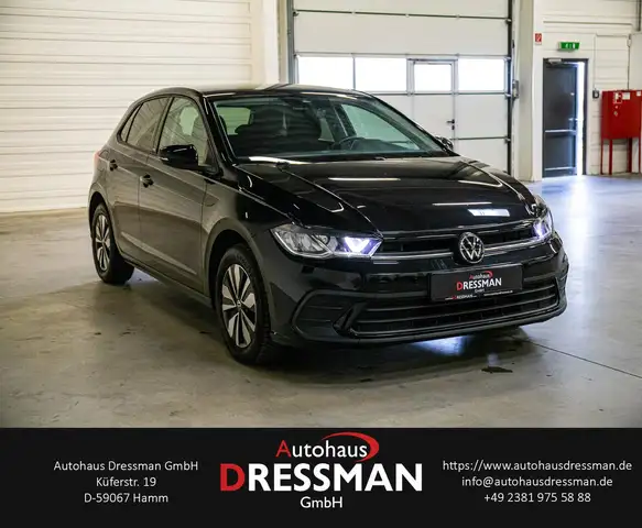 Volkswagen Polo view 3