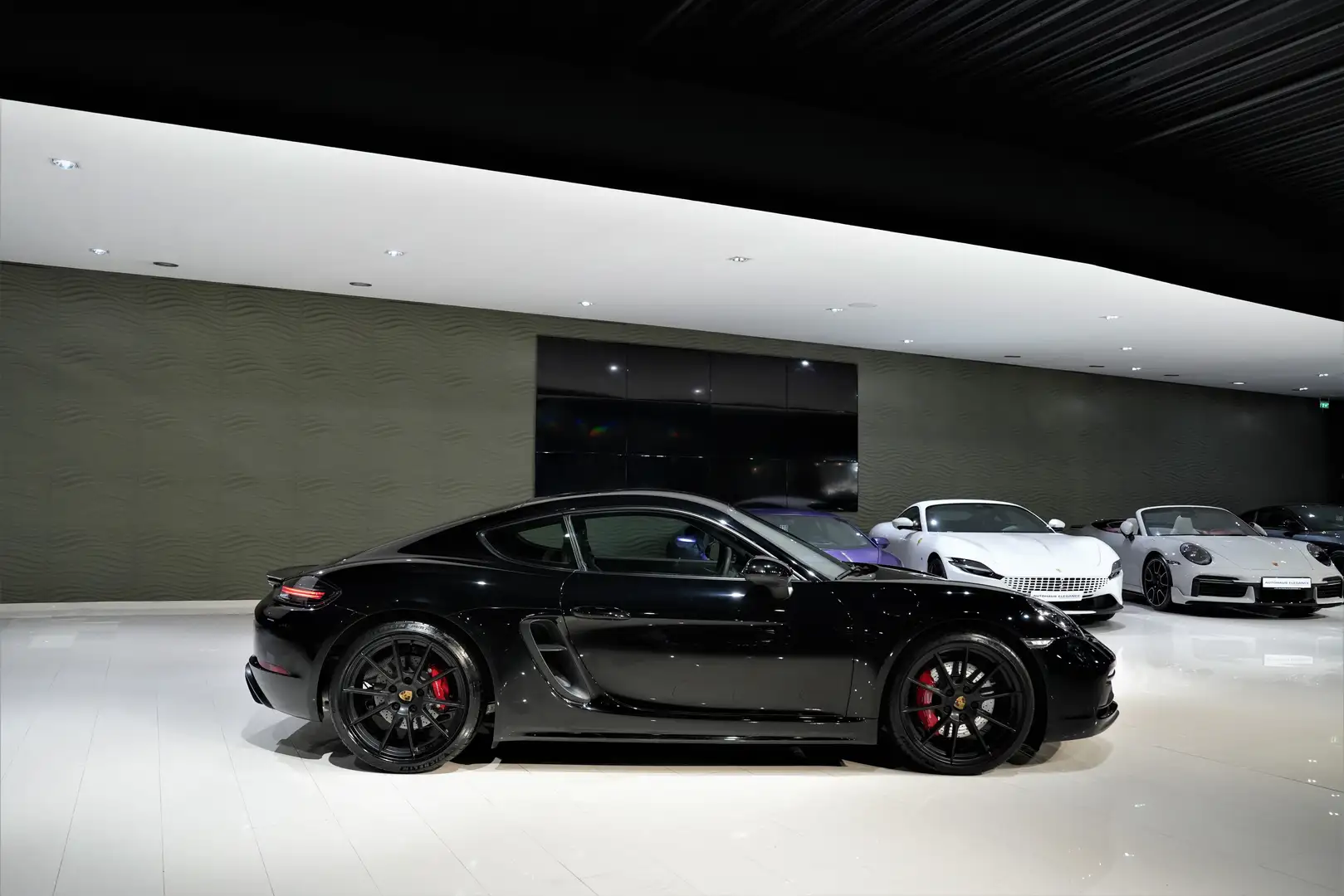 Porsche Cayman GTS 4.0*CHRONO*SPORTABGAS*BOSE*20"LM* Schwarz - 2
