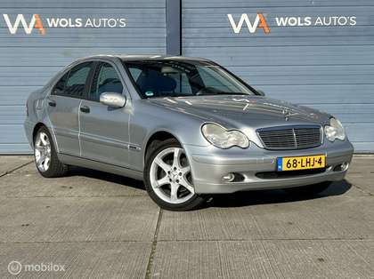 Mercedes-Benz C 180 K. Classic / APK 04-2026 / 17 INCH / CRUISE!