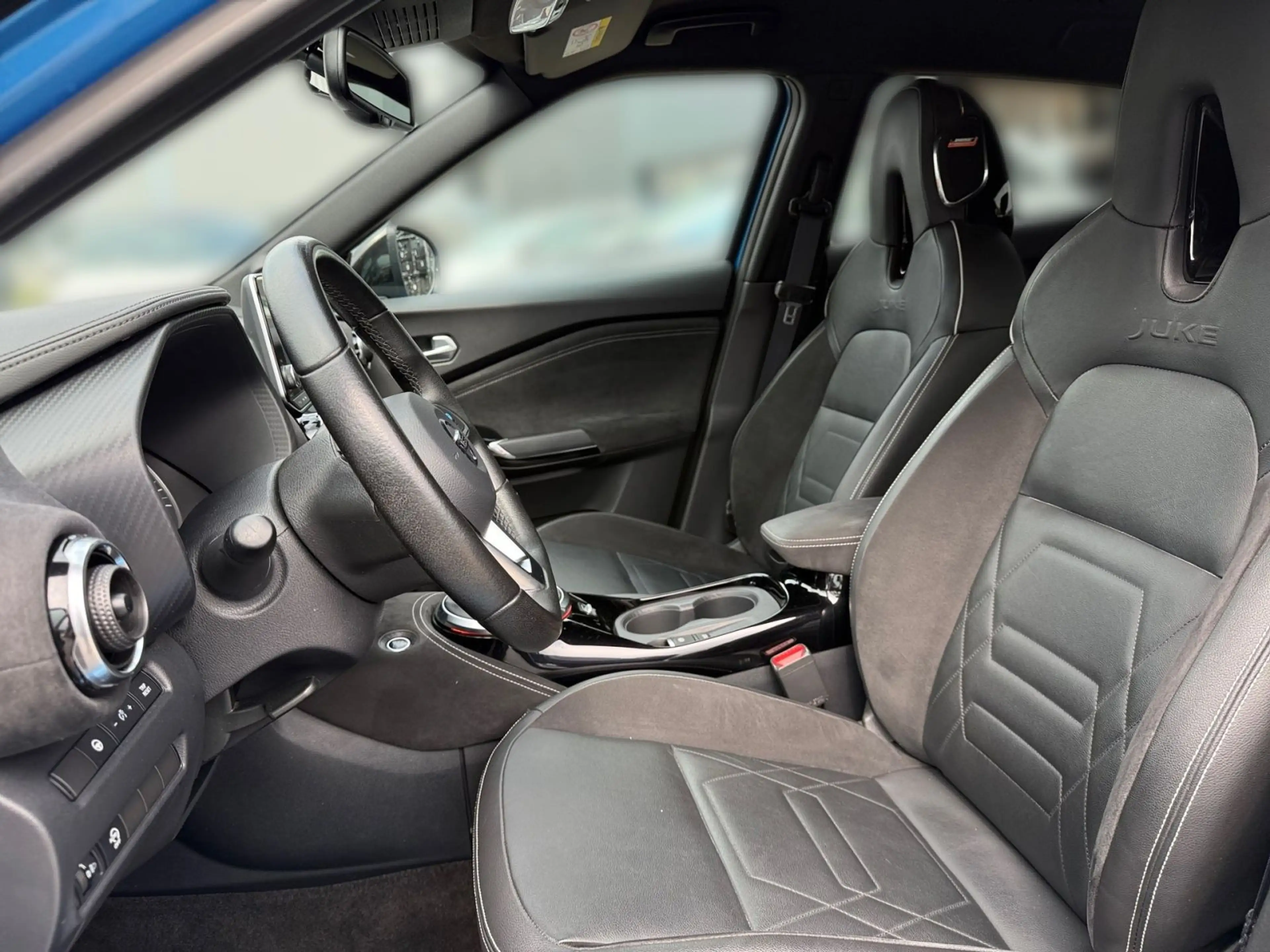 Nissan Juke 1.0 DIG-T N-Design — photo 12
