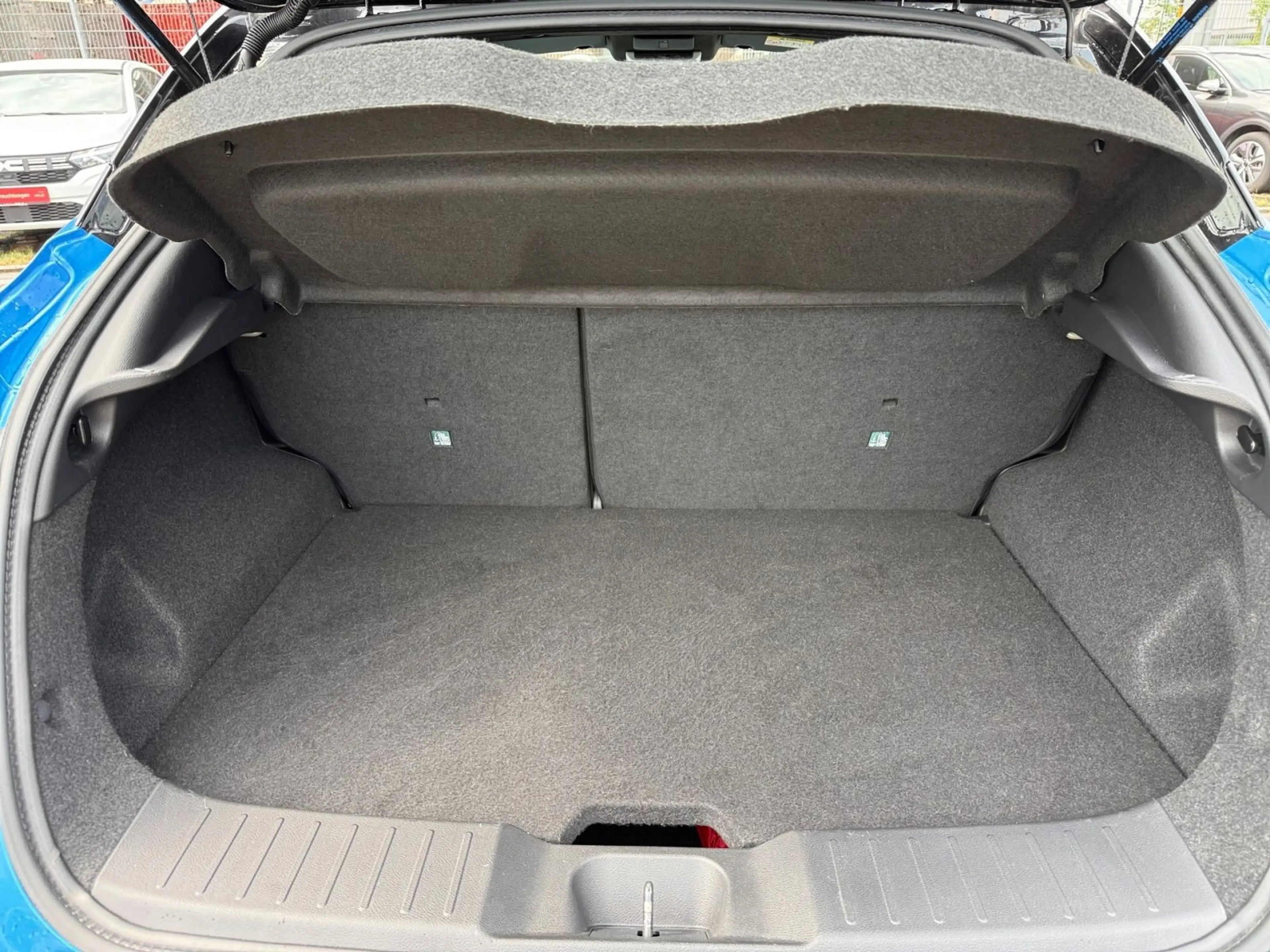 Nissan Juke 1.0 DIG-T N-Design — photo 11