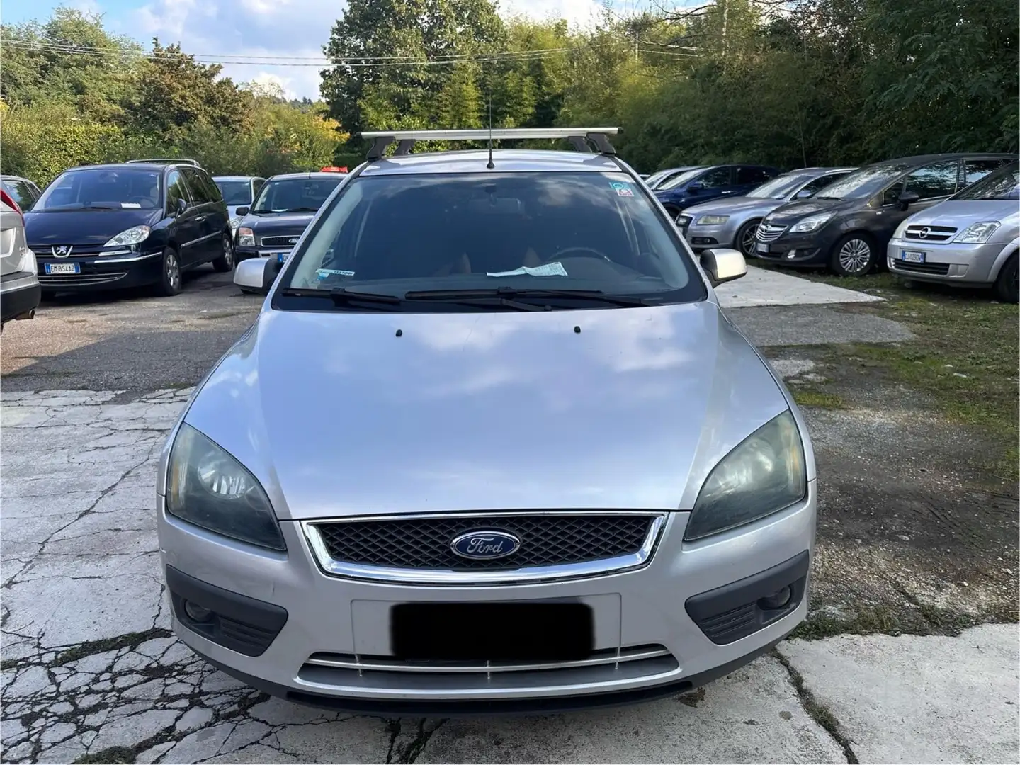 Ford Focus SW 1.8 tdci Zetec Plateado - 2