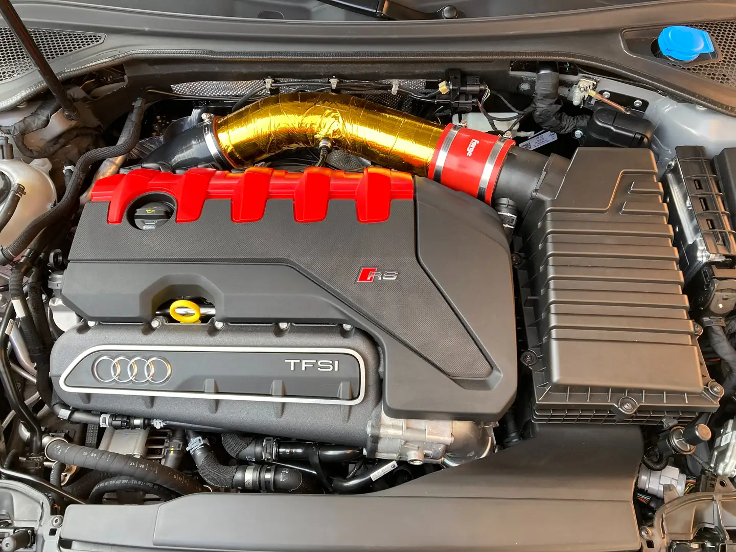 Audi RS 3. Sedan 500CV Grau - 2