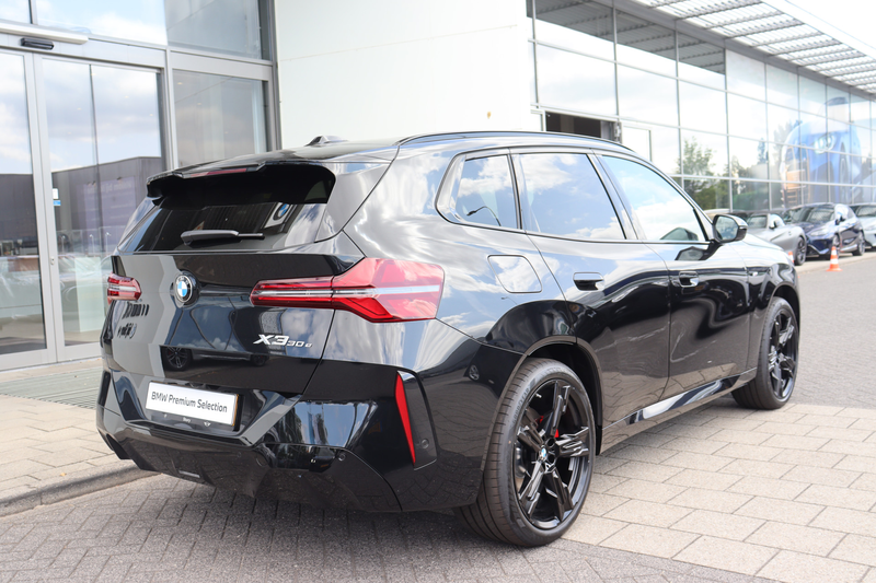 BMW X3 30e xDrive — photo 9