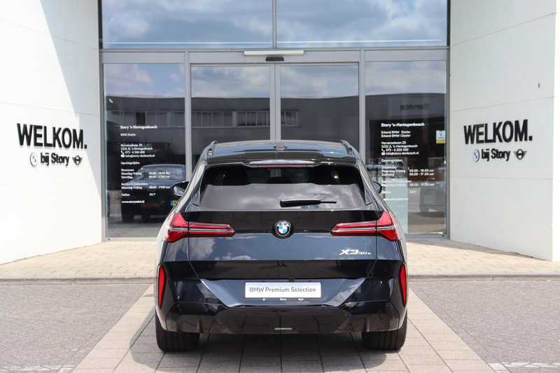 BMW X3 30e xDrive — photo 11