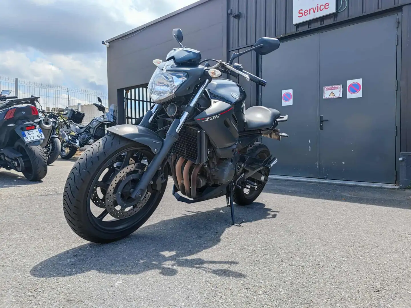 Yamaha XJ 6 Noir - 2