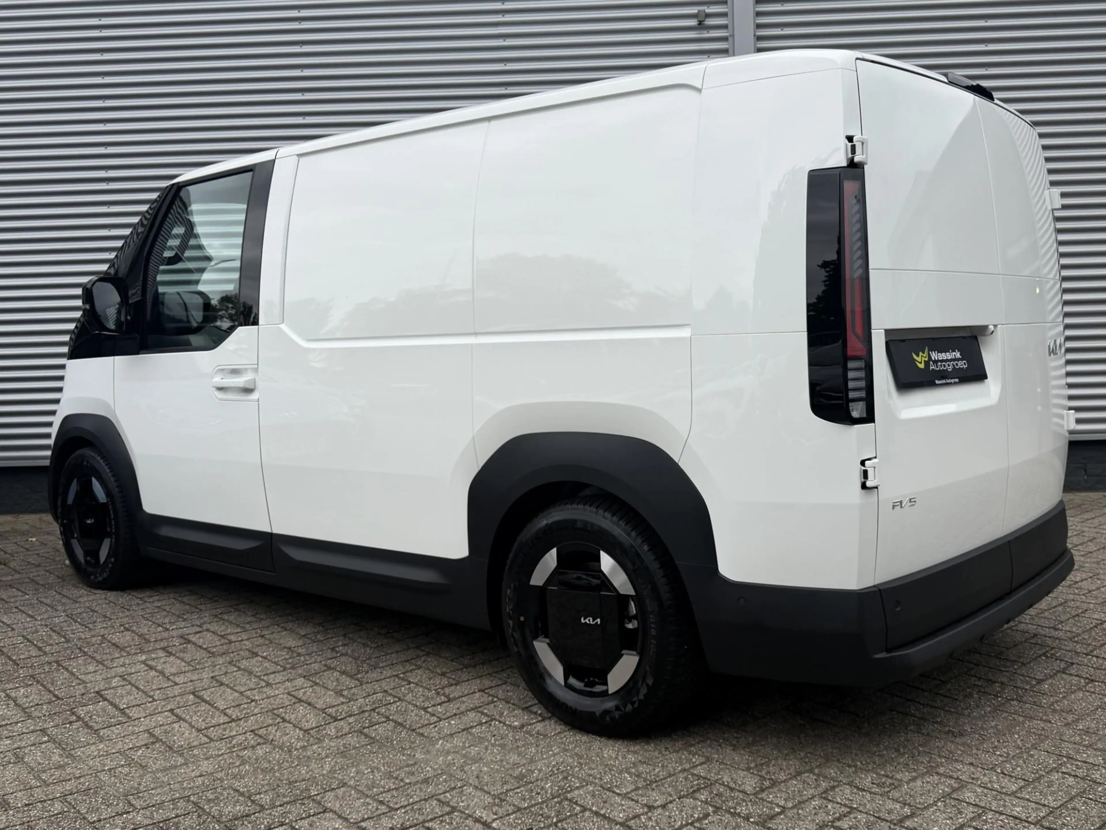 Kia PV5 Cargo 71,2 kWh 163pk L2H1 Elite | 360 Camera | Stoel/Stu — photo 3