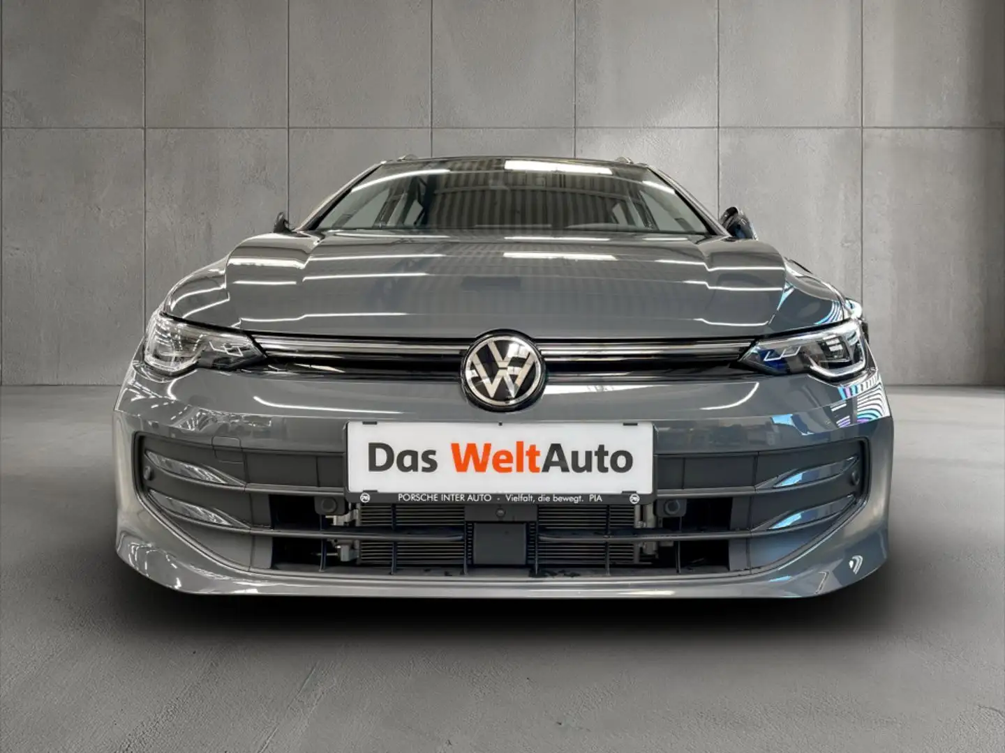 Volkswagen Golf Variant Business mHeV TSI DSG Grau - 2