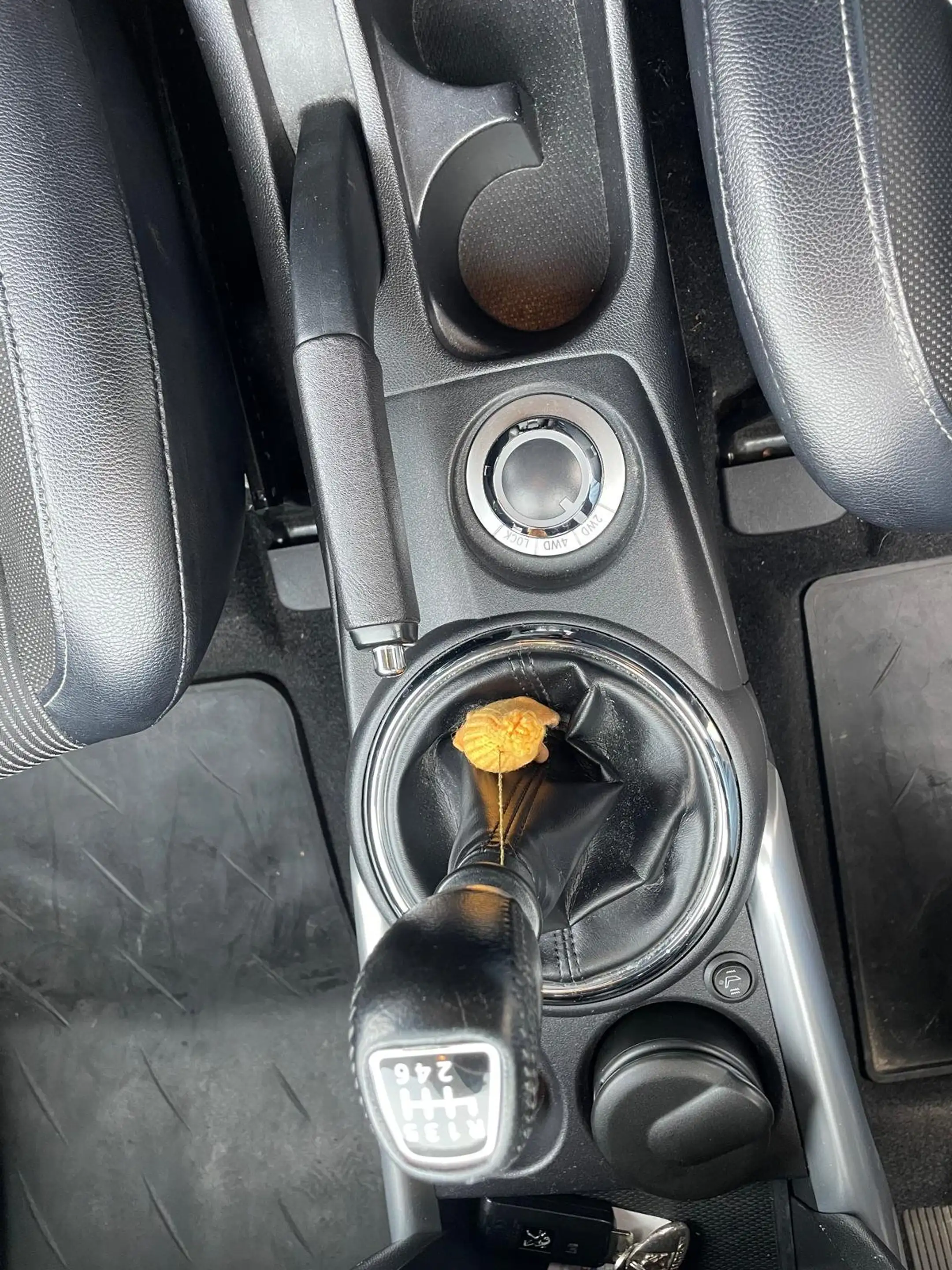 Peugeot 4008 4008 1,6 HDi 115 FAP Allure Allure — photo 15