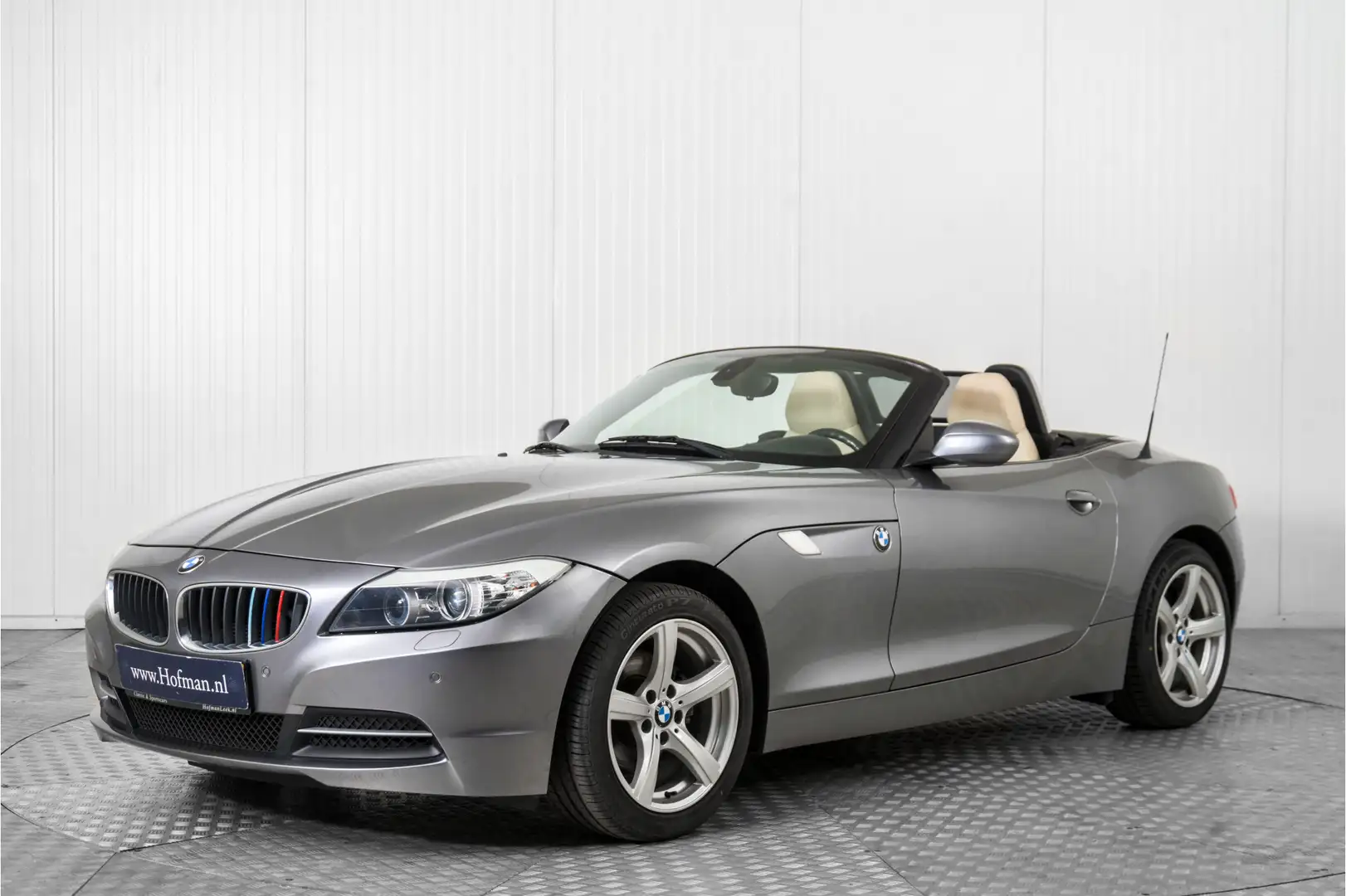 BMW Z4 Roadster sDrive23i Grijs - 1