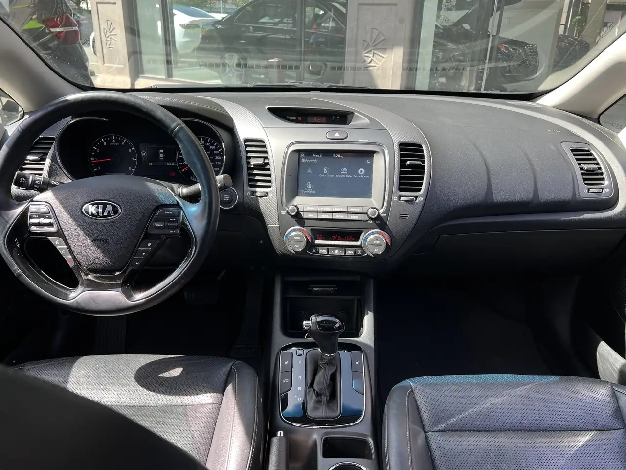 Kia Forte fotografie Kia Forte