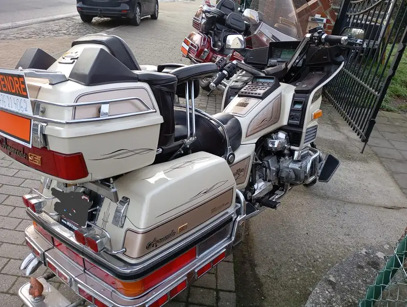 Honda GL 1200 - foto 5