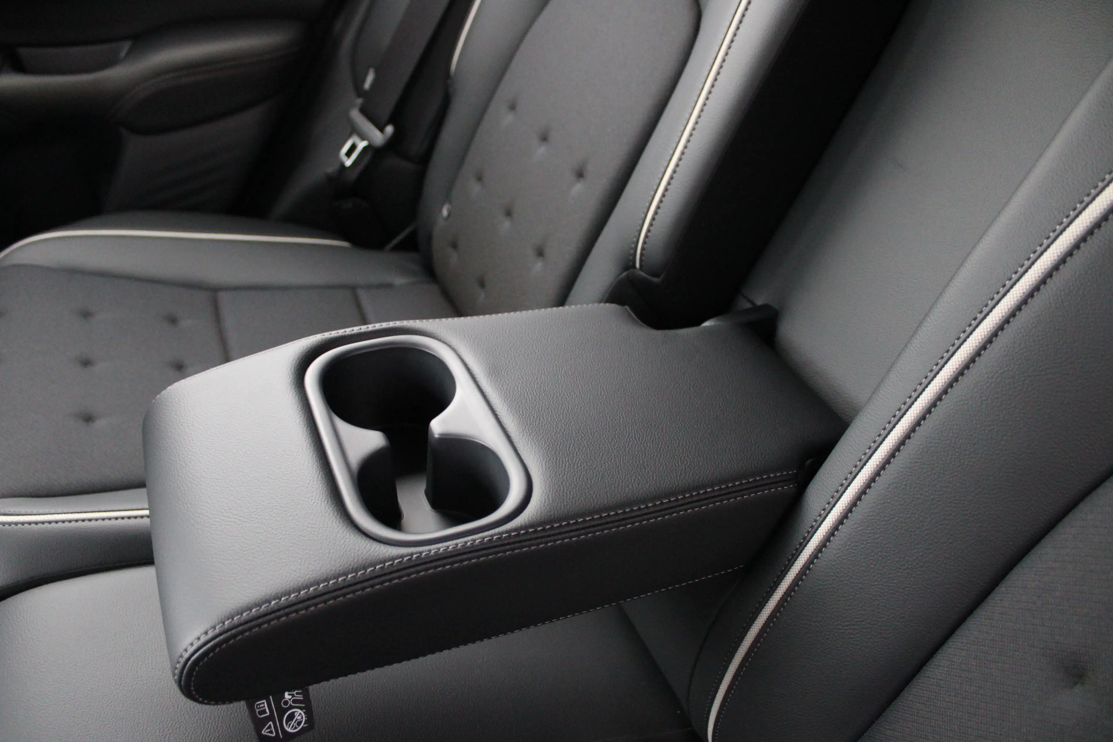 Honda ZR-V ZR-V e:HEV 2.0 i-MMD Hybrid Sport — photo 15