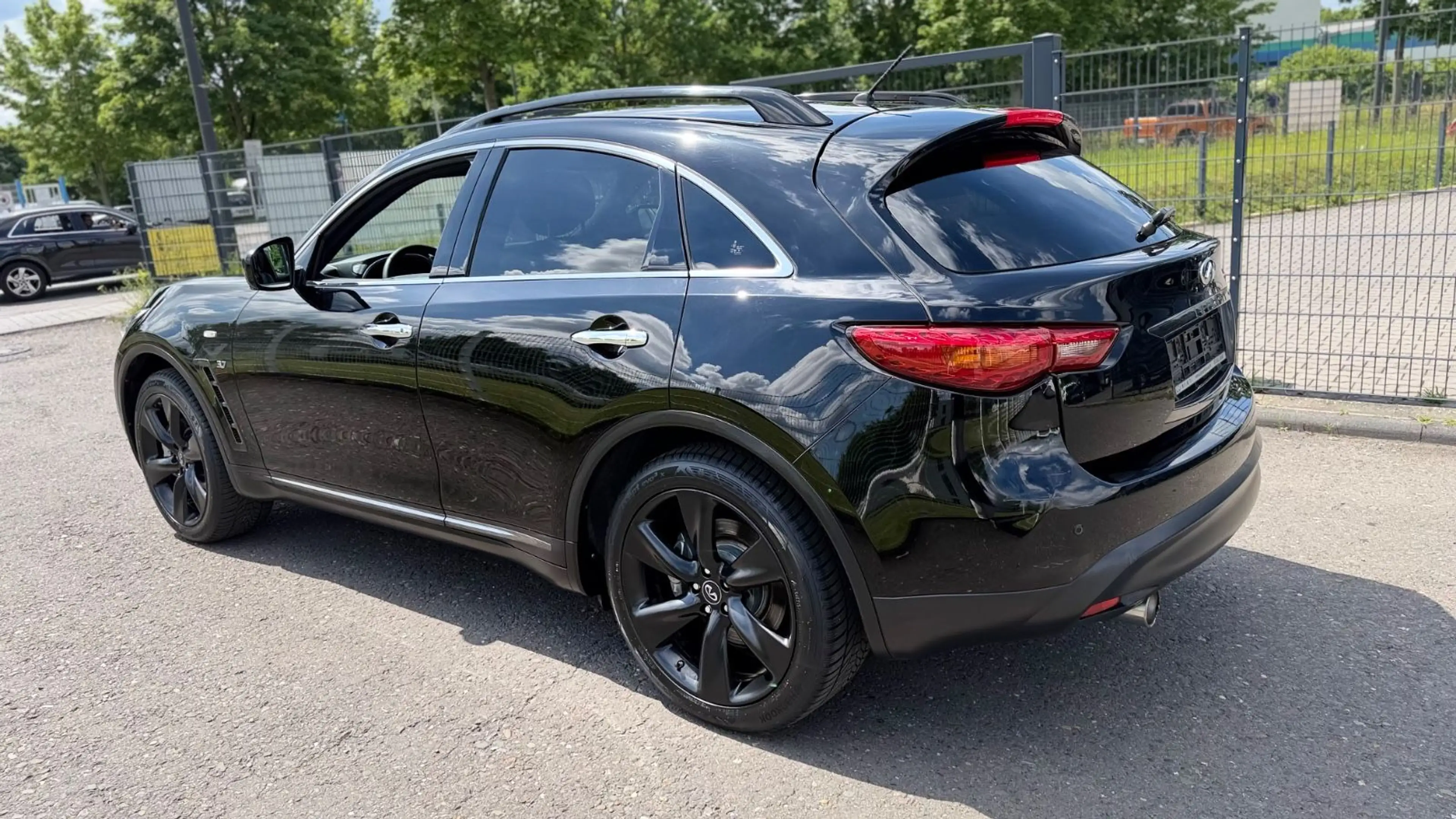 Infiniti QX70 3.7 S Autom./Navi+/SD/Leder/Bi-Xen/EURO6 — photo 14
