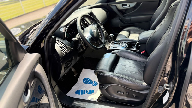 Infiniti QX70 3.7 S Autom./Navi+/SD/Leder/Bi-Xen/EURO6 — photo 3