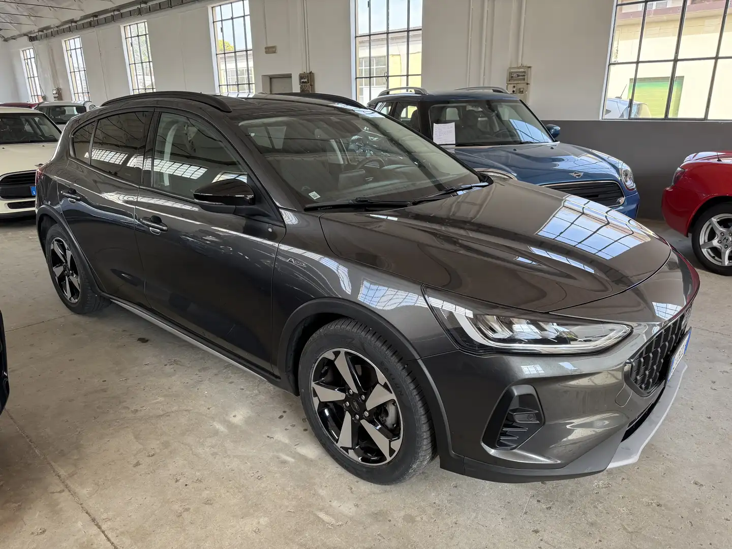 Ford Focus 1.0t ecoboost h Active 125cv Gris - 1