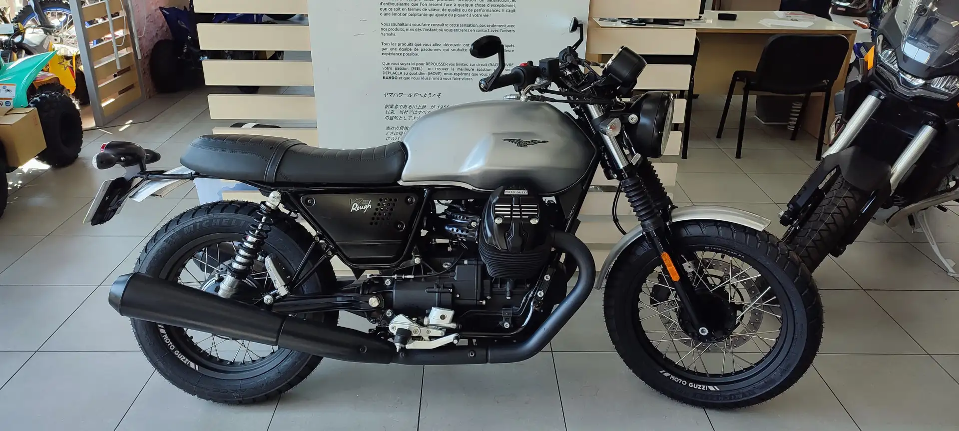 Moto Guzzi V 7 Szary - 1