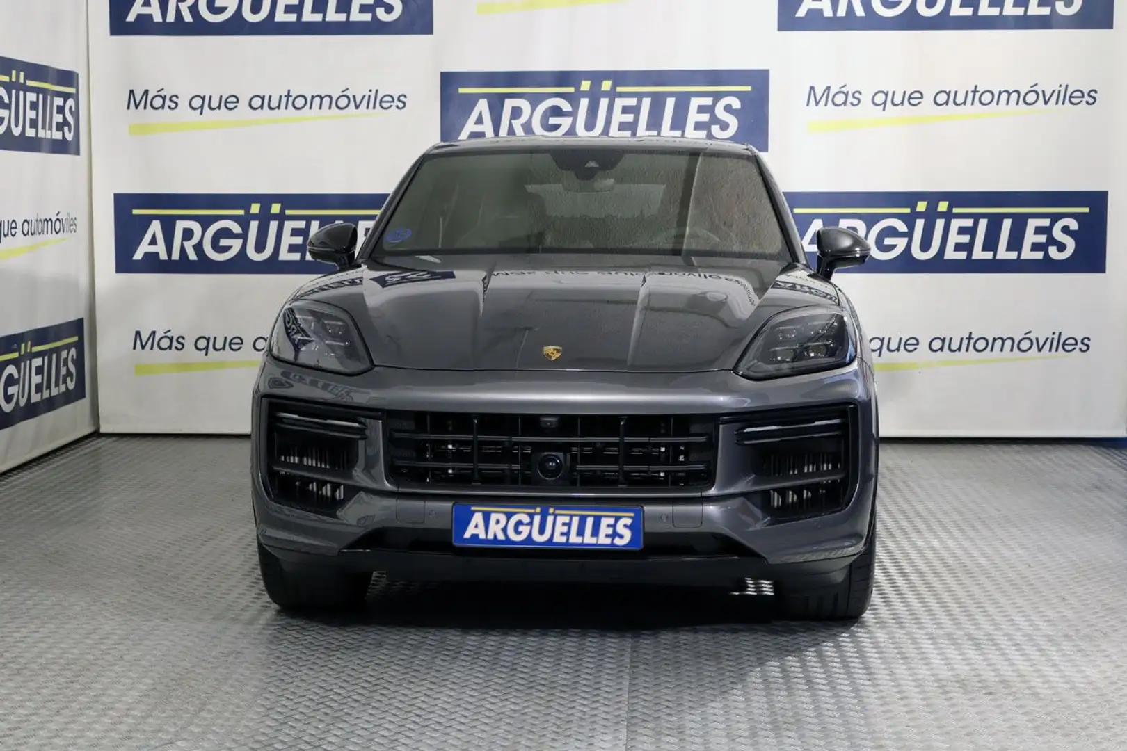 Porsche Cayenne Coupe Turbo GT E Hybrid 739cv Gris - 2