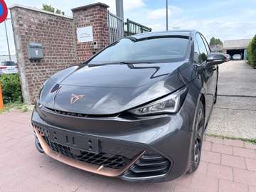 58 kWh CARPLAY | DIGITAAL DASH | ZETELVERWARMING | CAMERA