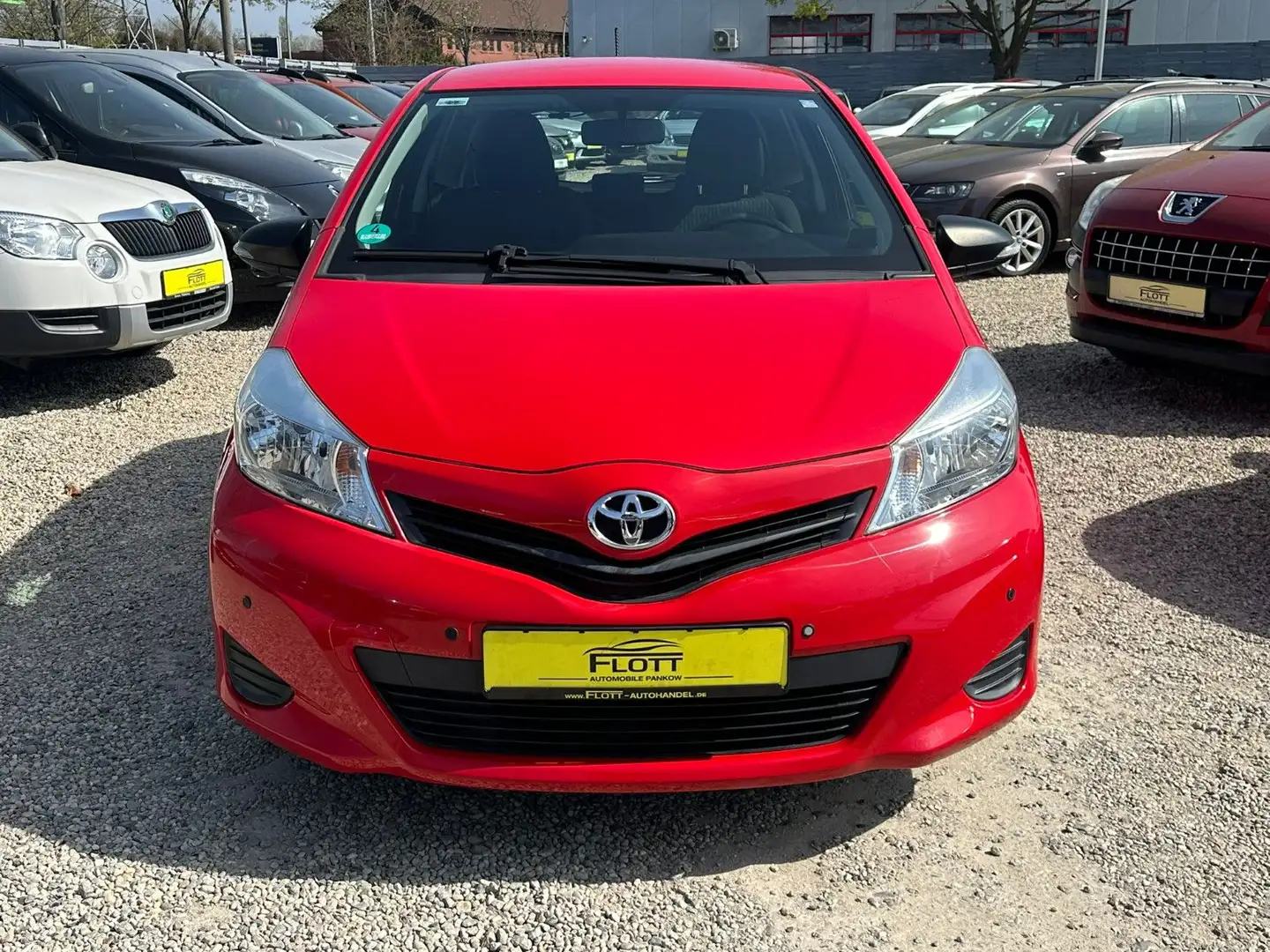 Toyota Yaris Cool 52TKM*Klima*PDC*1.HD*TÜV NEU Rosso - 2