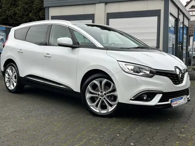 Renault Grand Scenic Grand Experience Benzin Euro-6 Scheckh. HU/AU Neu