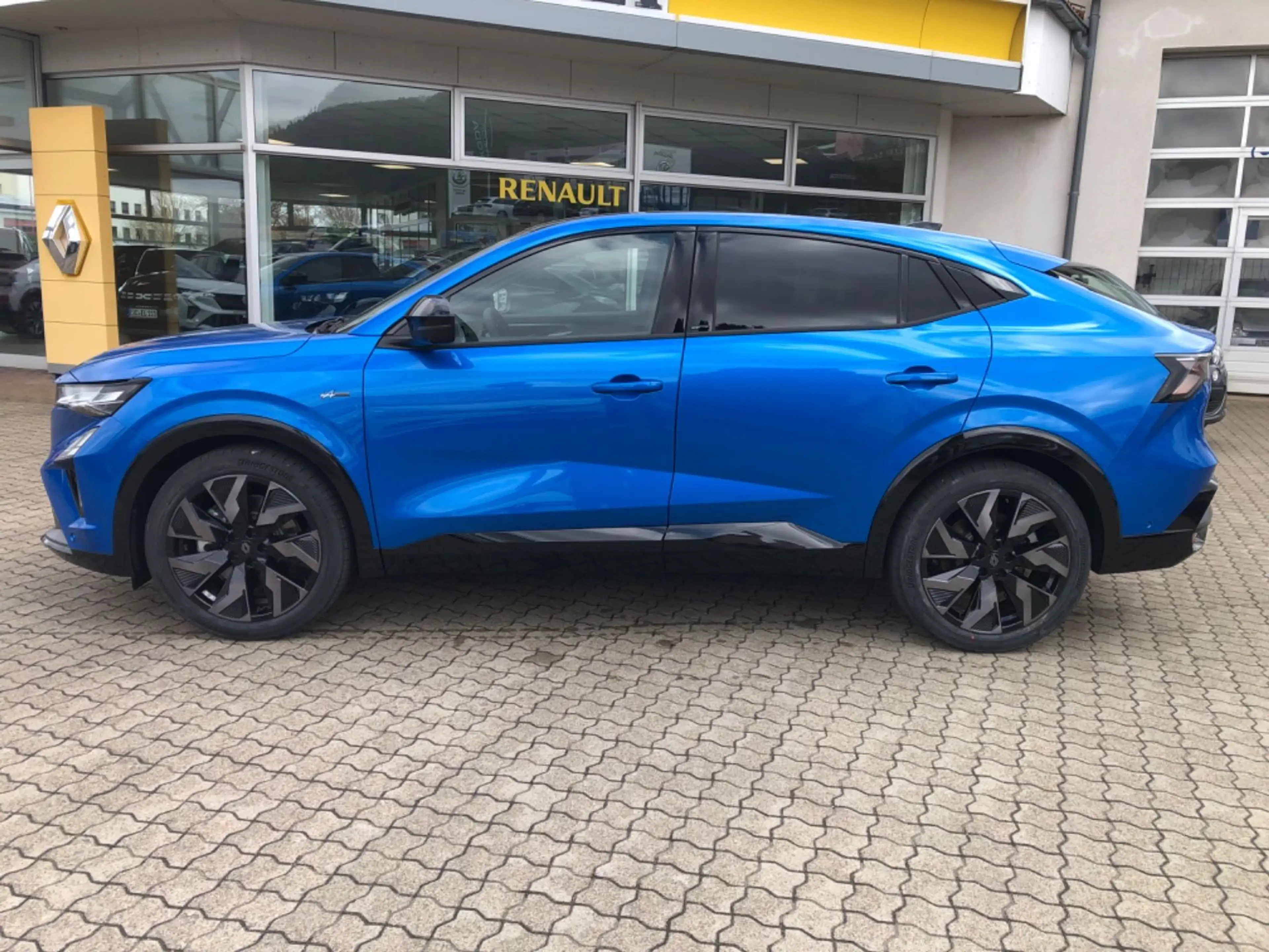Renault Rafale 200 E-Tech Full Hybrid Esprit Alpine — photo 11