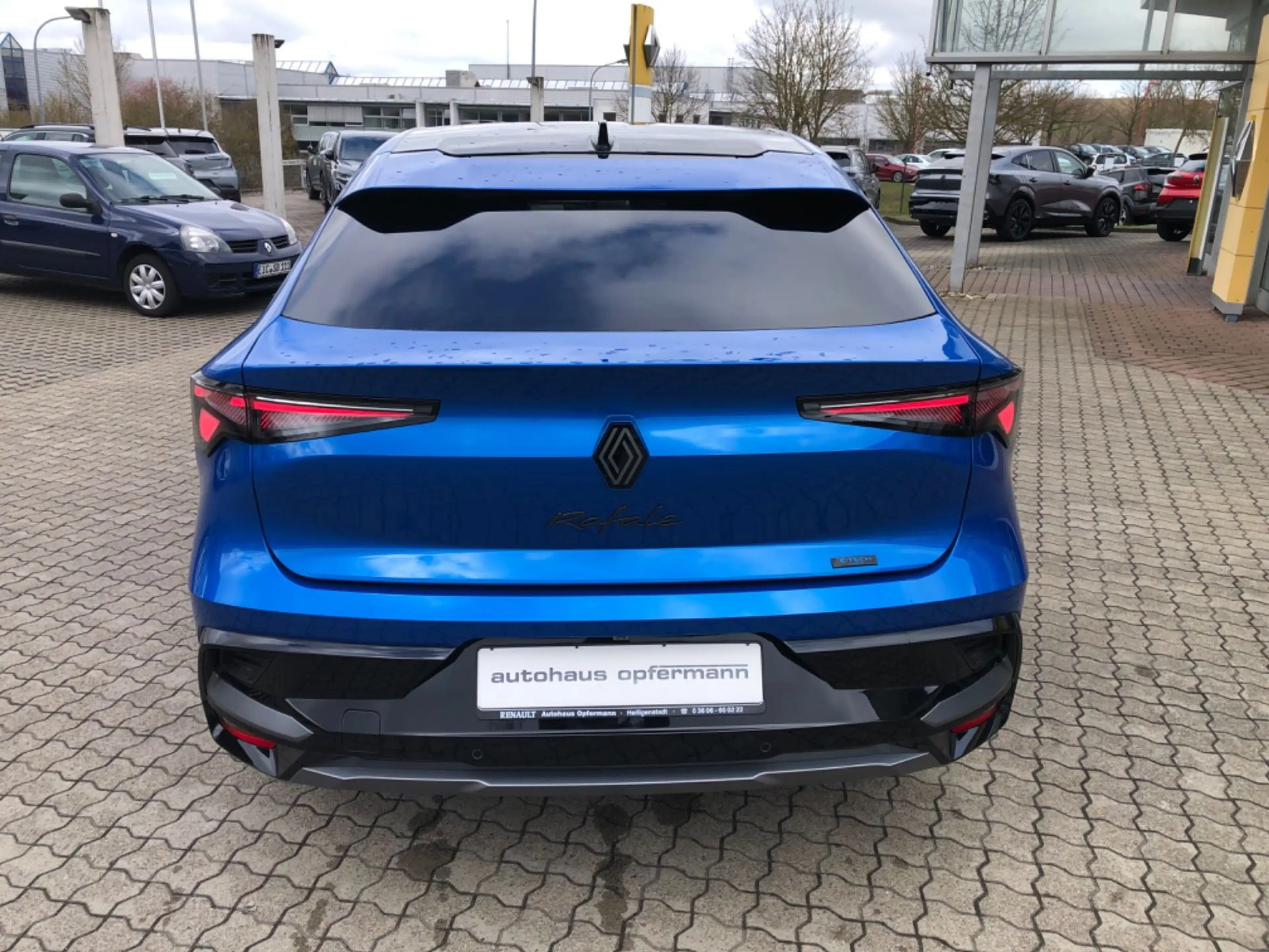 Renault Rafale 200 E-Tech Full Hybrid Esprit Alpine — photo 13