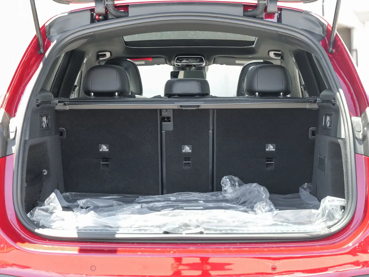 Mercedes-Benz GLC снимка Mercedes-Benz GLC