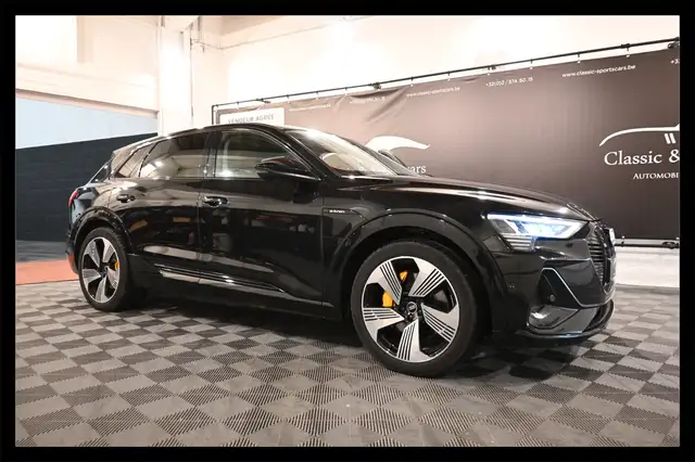 Audi e-tron 95 kWh 55 QUATTRO / S-LINE / TOIT PANO / CAMERA !