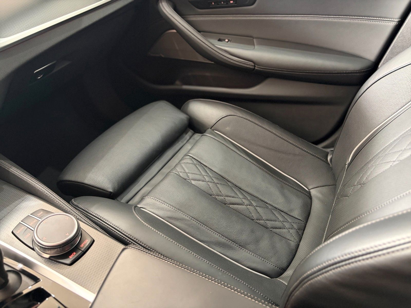 BMW 540 xDrive M Sport*Voll*Sthz*ACC*Pano*AHK*Nappa — photo 27