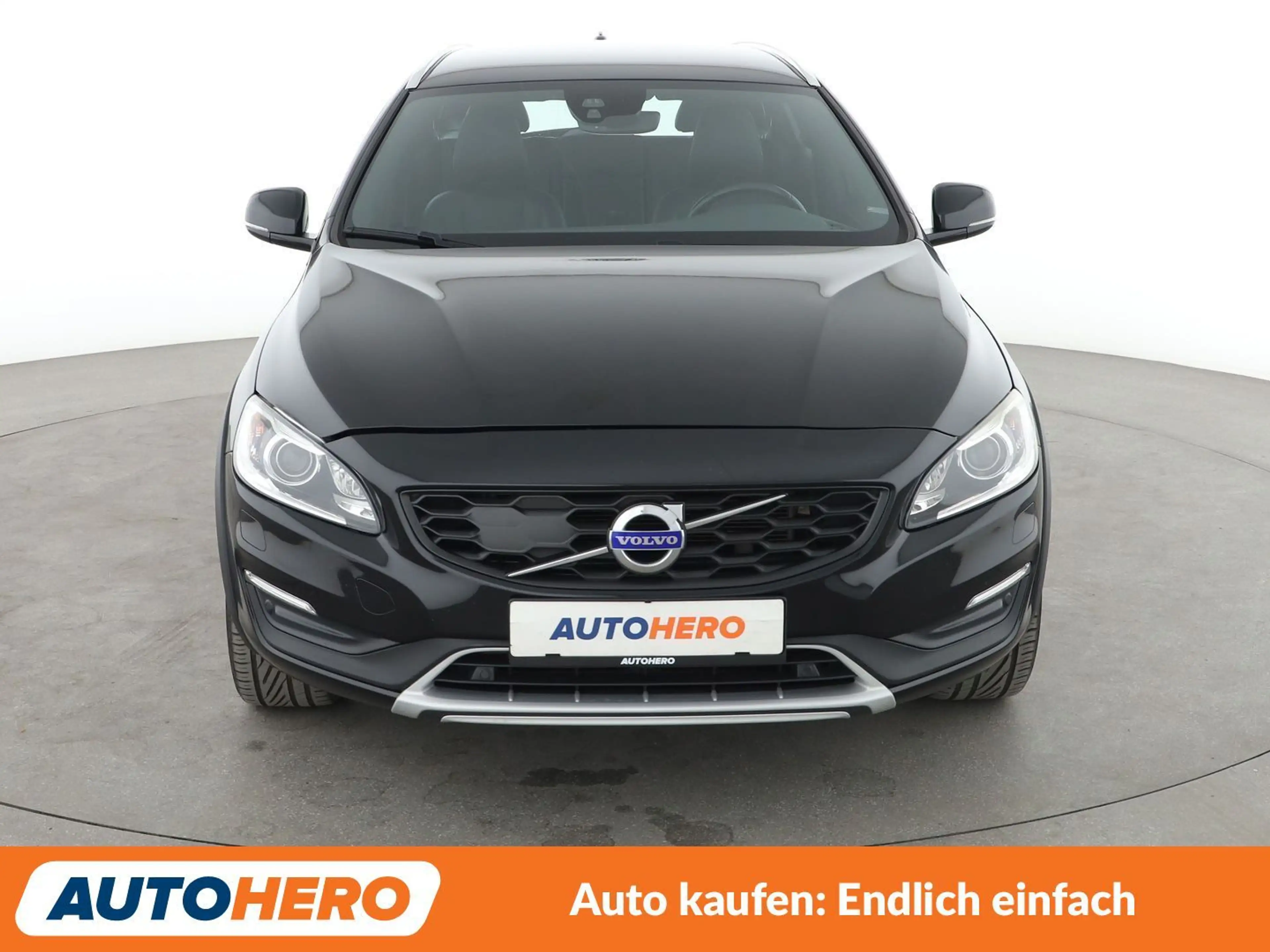 Volvo V60 Cross Country 2.0 T5 Pro AWD Aut*NAVI*XENON*TEMPO*CAM*PDC*SHZ* — photo 9