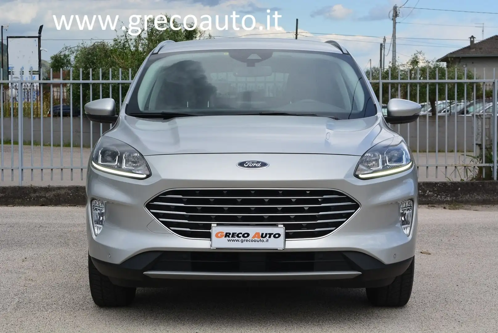Ford Kuga 1.5 ecoblue Titanium X 2wd 120cv ricarica wireless Grigio - 2