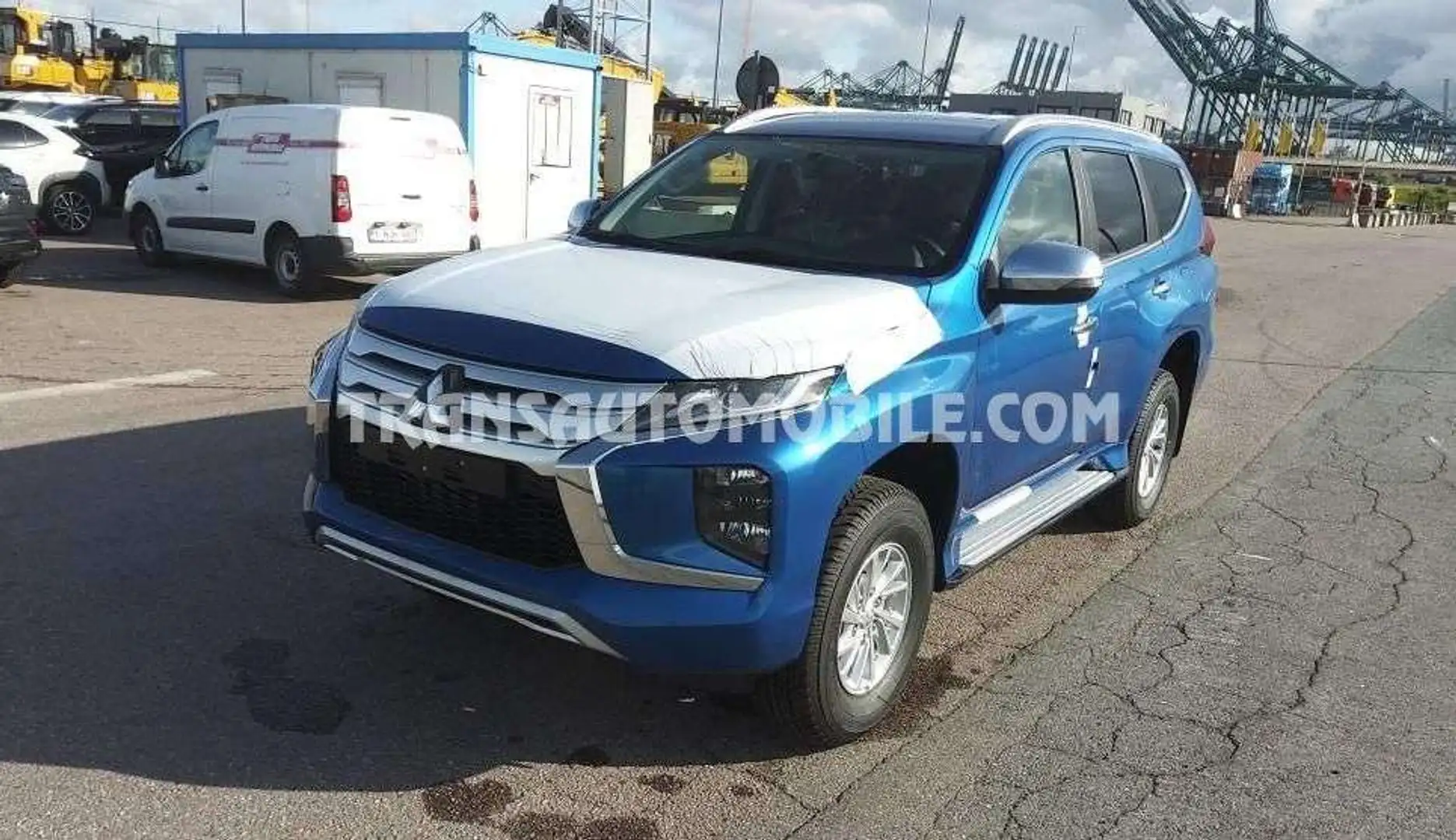 Mitsubishi Montero GLX  - EXPORT OUT EU TROPICAL VERSION - EXPORT OUT Azul - 1