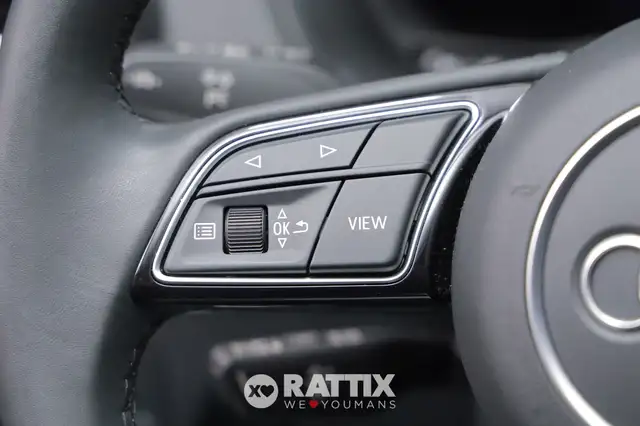 Audi Q2 view 10