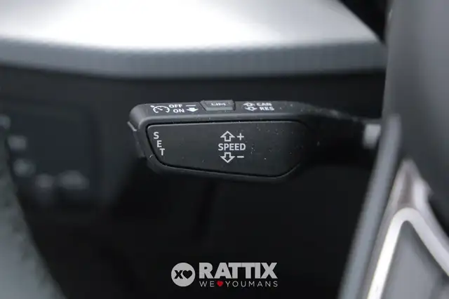 Audi Q2 view 14