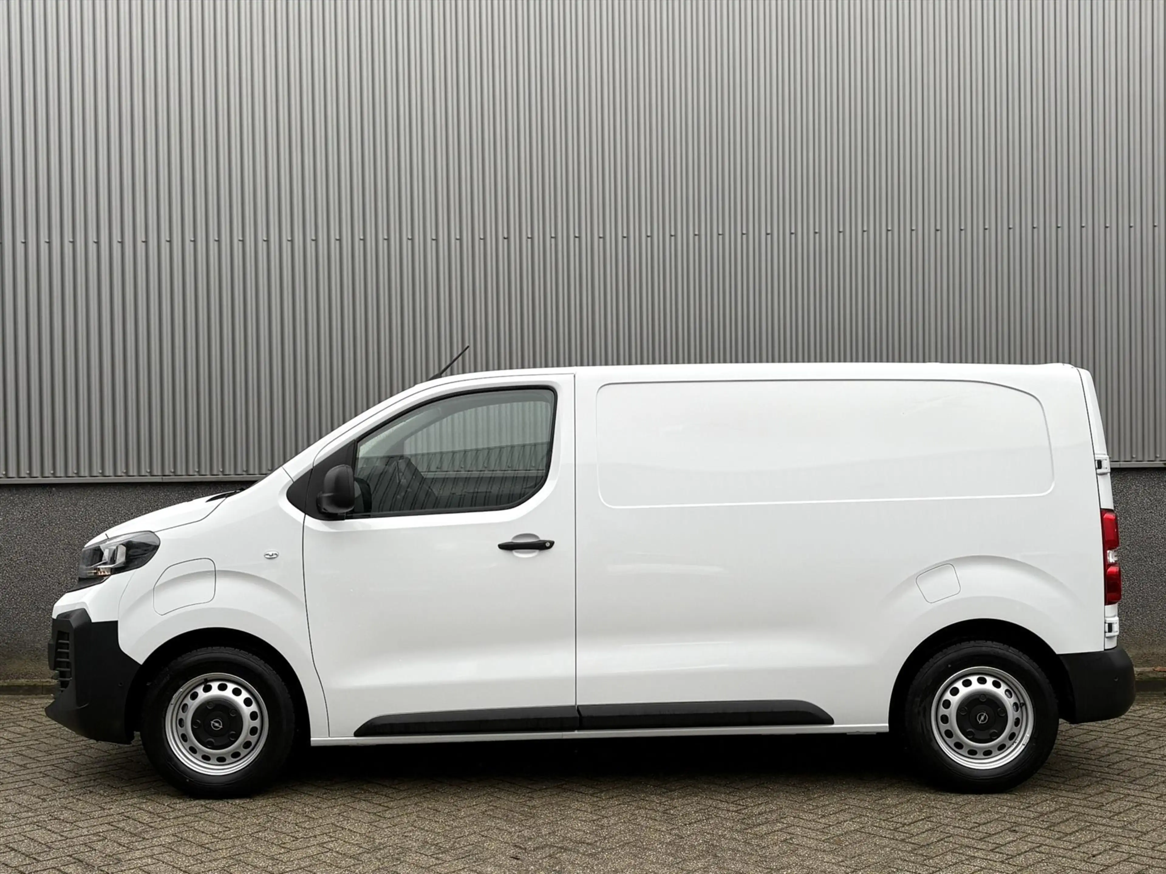 Opel Vivaro-e Electric GB EV 75 kWh 136pk L2 I SOH 98% | Aircond — photo 10