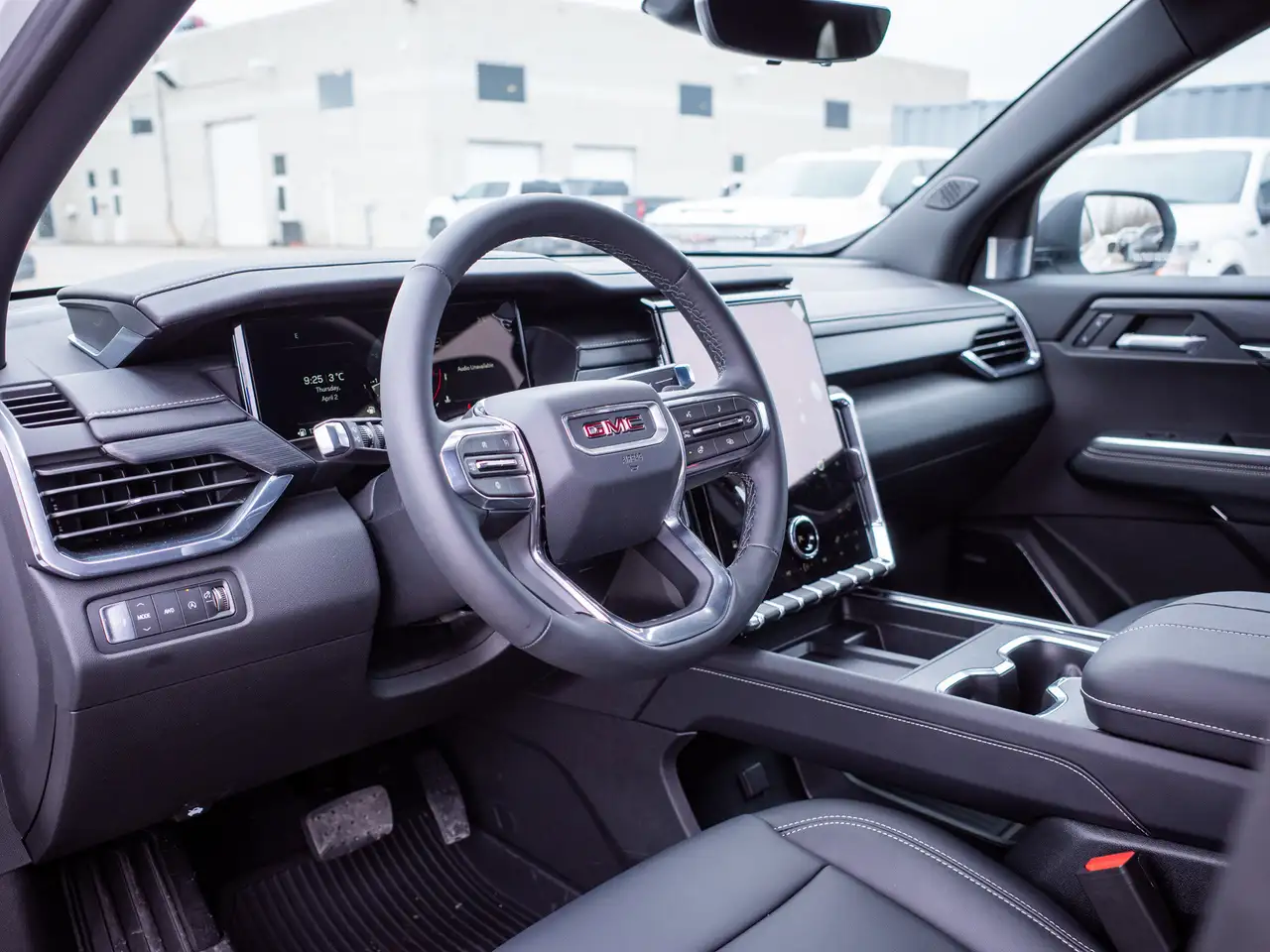GMC Acadia снимка GMC Acadia