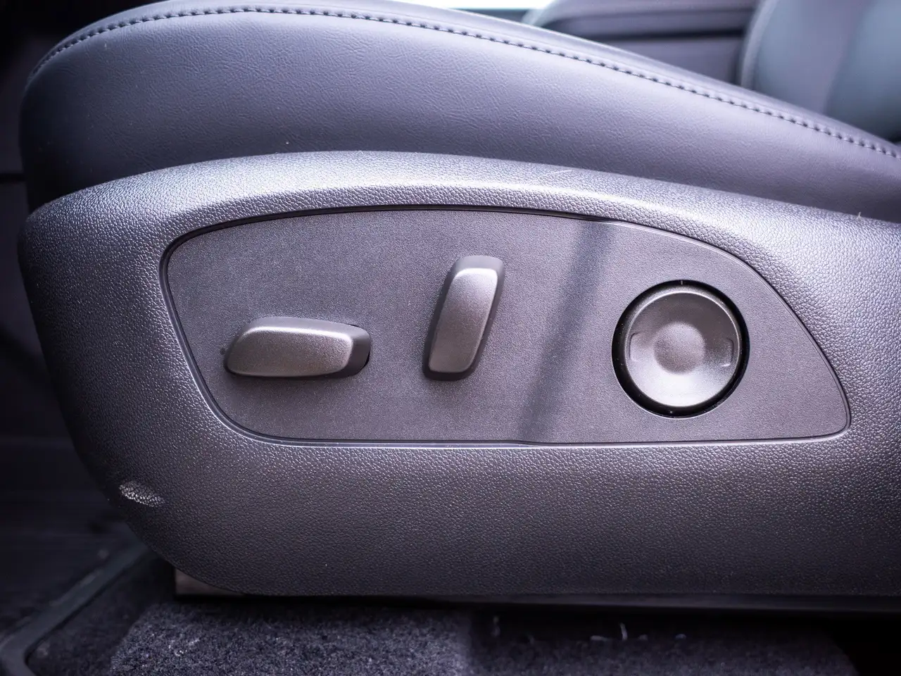 GMC Acadia снимка GMC Acadia