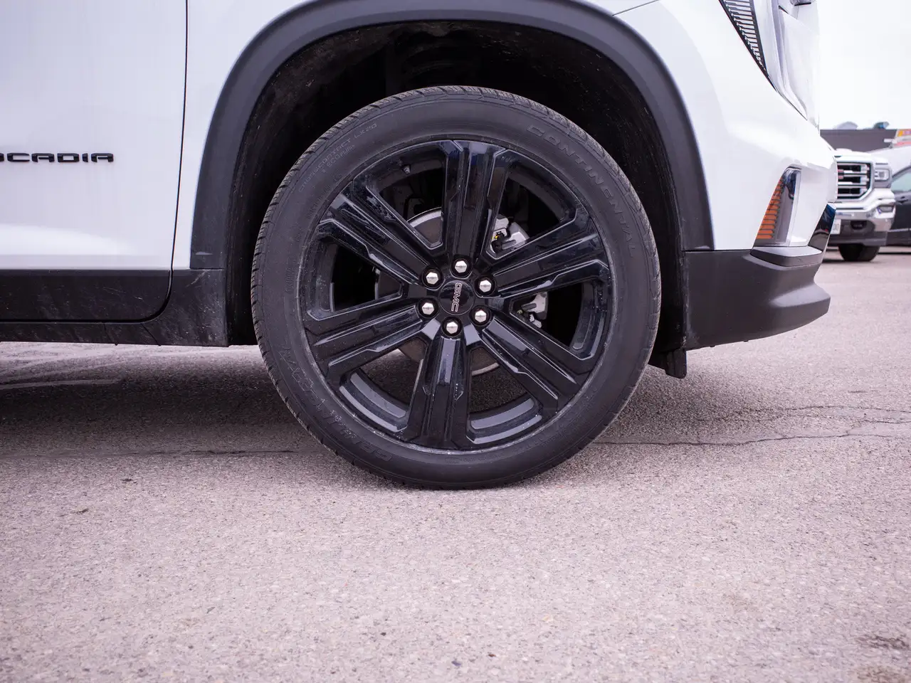 GMC Acadia снимка GMC Acadia