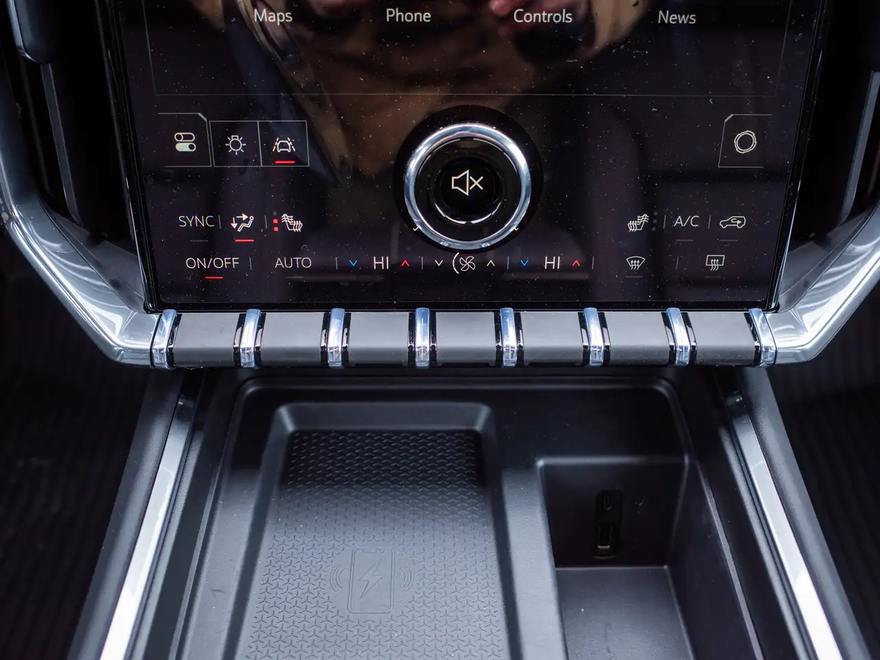 GMC Acadia снимка GMC Acadia