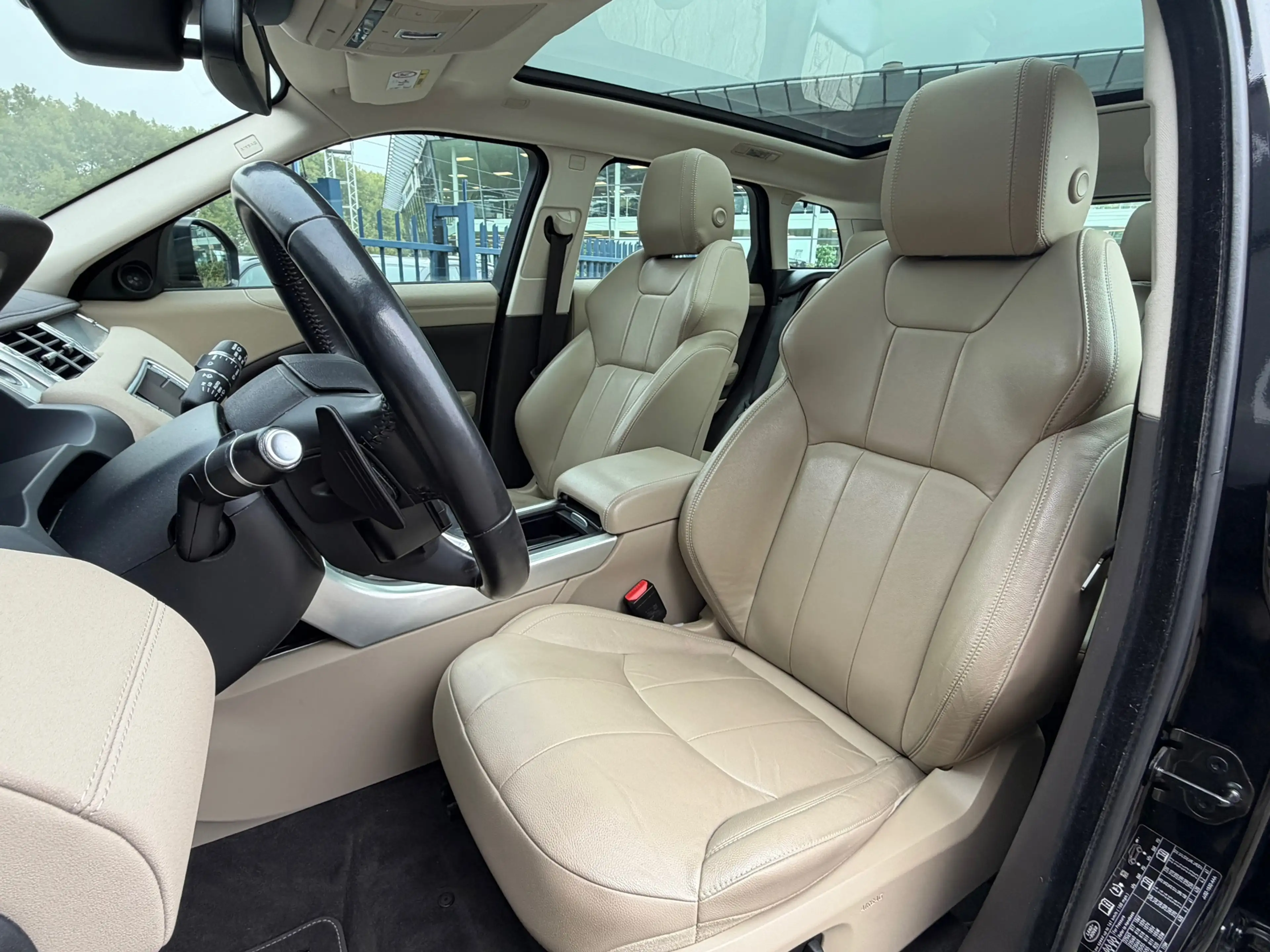 Land Rover Range Rover Evoque 2.0 Si4 Urban Series SE Leer / Pano / Cruise / Car — photo 10