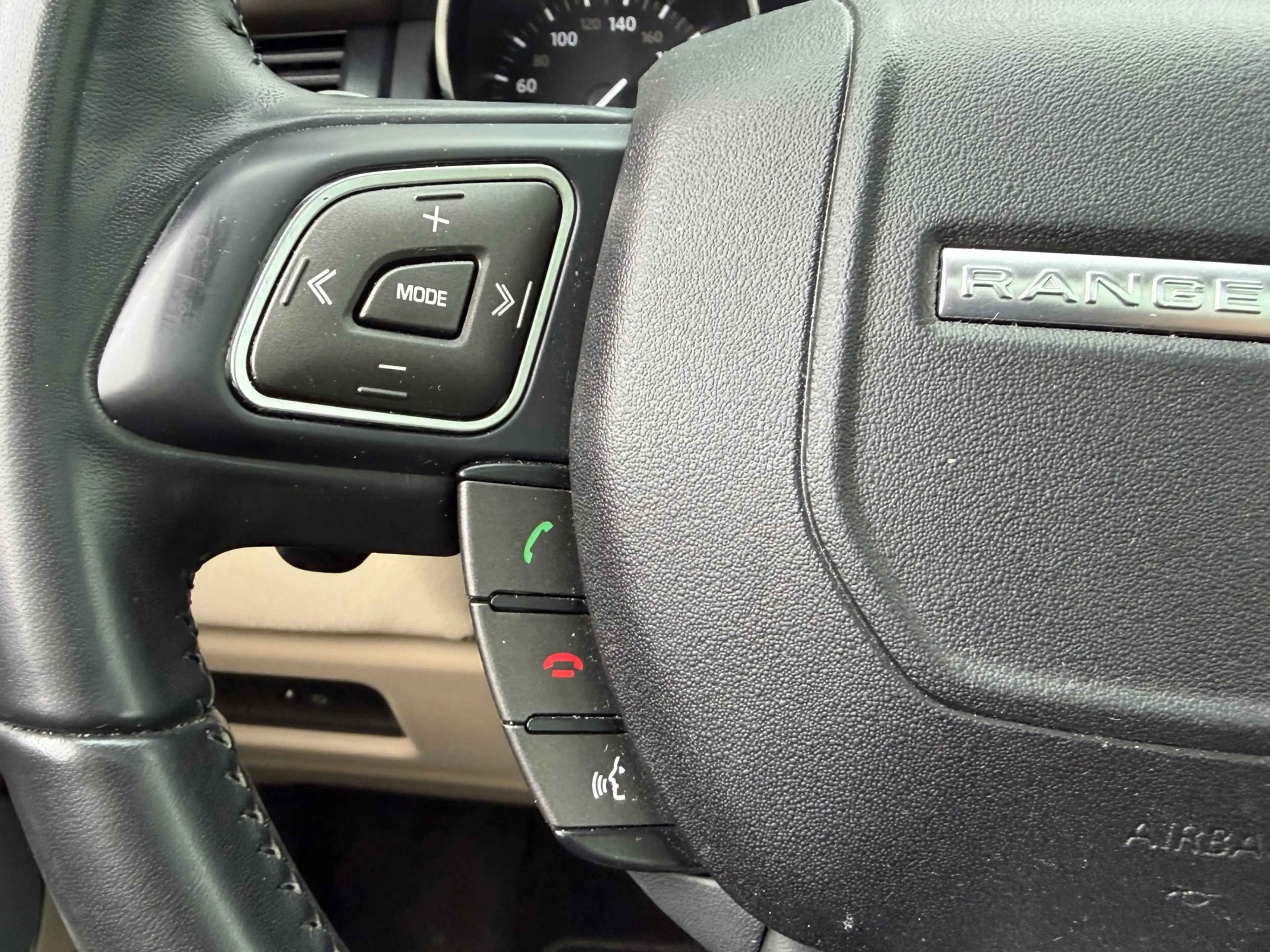 Land Rover Range Rover Evoque 2.0 Si4 Urban Series SE Leer / Pano / Cruise / Car — photo 13