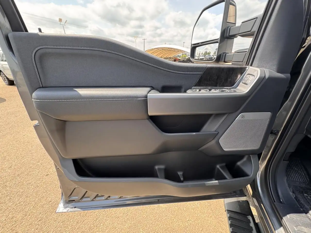 Ford F 350 photo Ford F 350