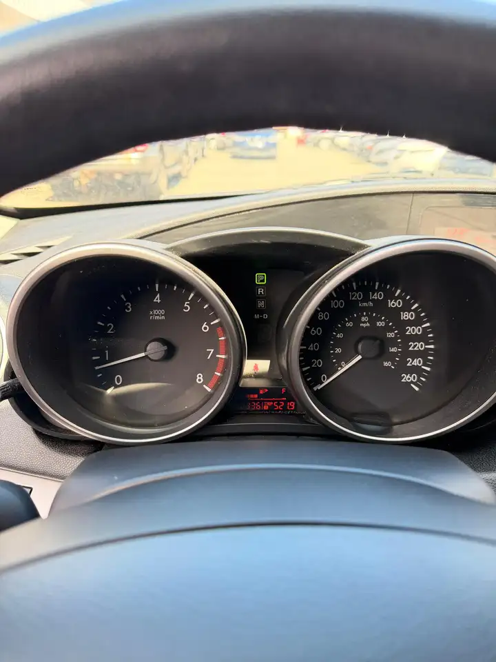 Mazda 3 снимка Mazda 3