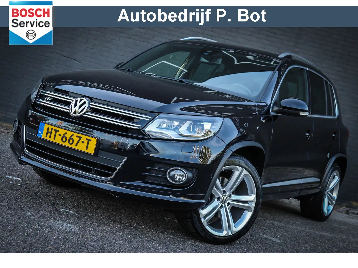 Volkswagen Tiguan 1.4 TSI R-Line Edition Nu 18.450,- ! Zwart - 1