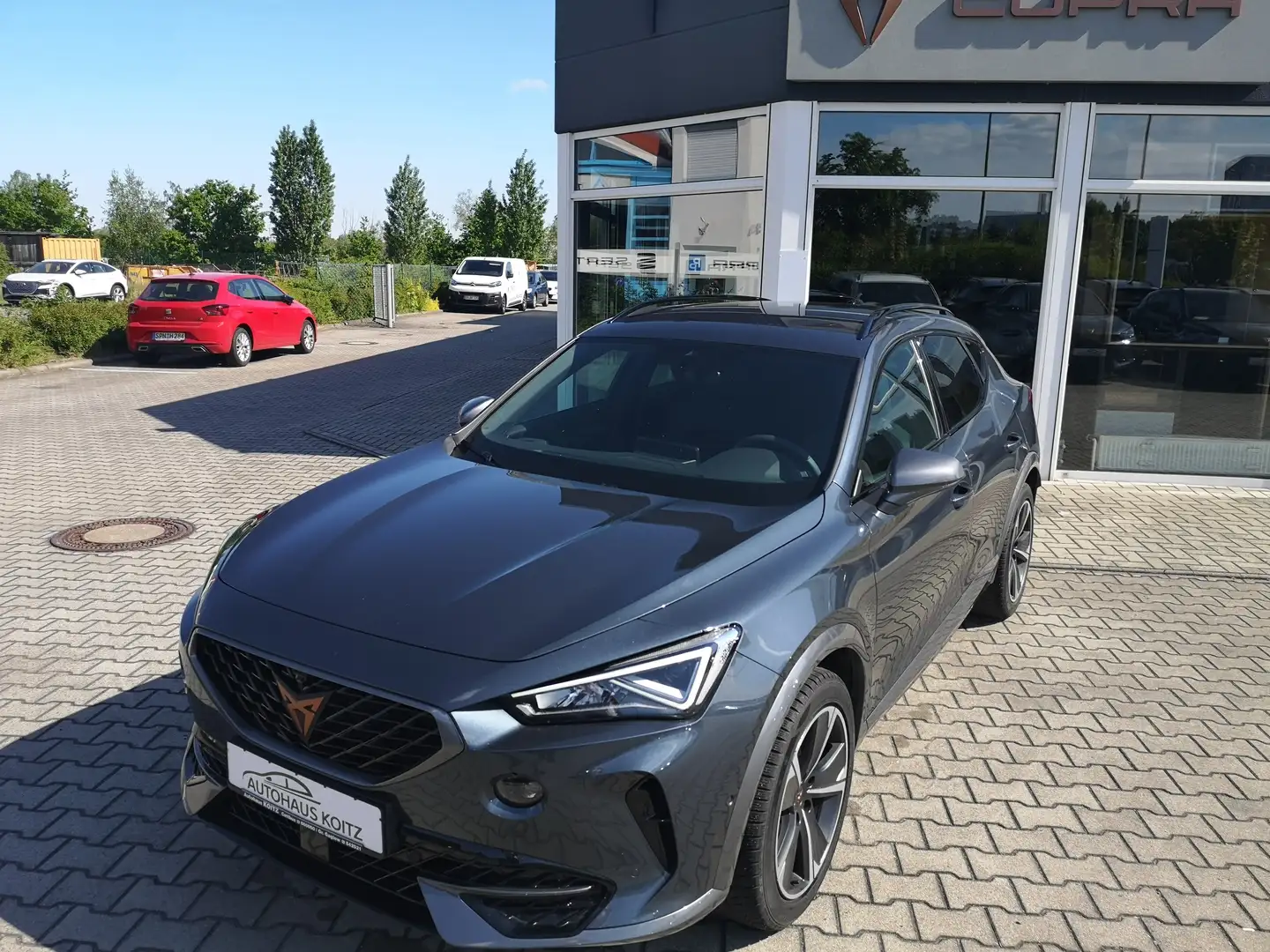 CUPRA Formentor 1.5TSI DSG DCC Navi Topview Parklenk WirelessFull Gris - 1