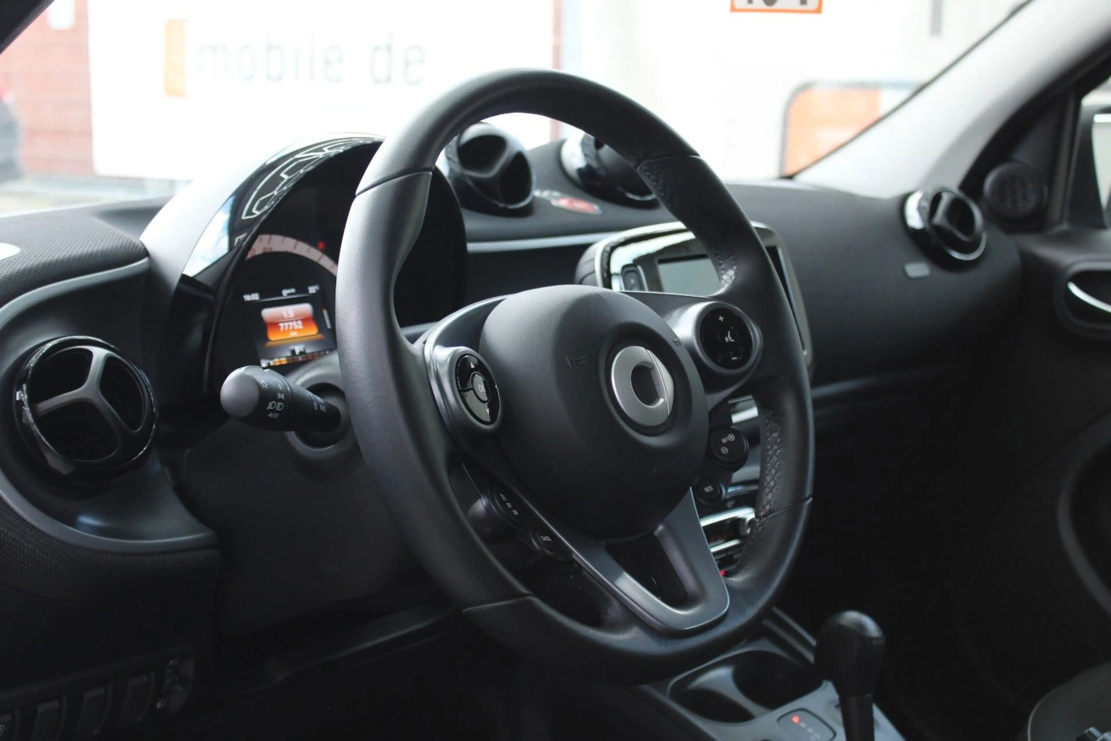 smart forFour *Automatik*Insp.Neu*Scheckheft*Navi*SHZ* — photo 8